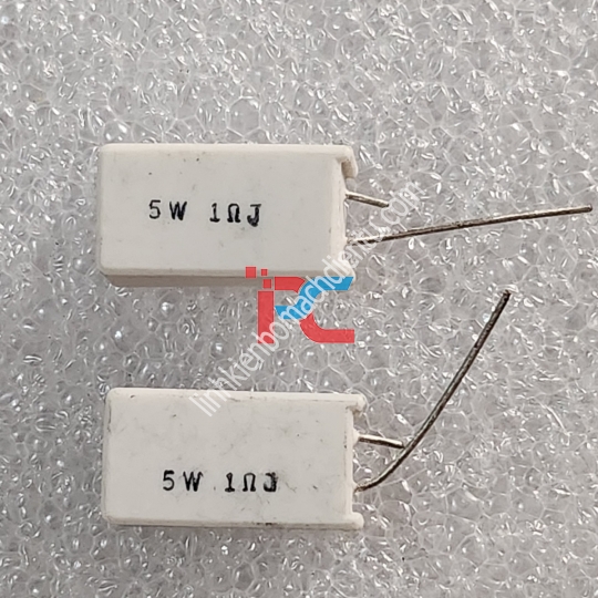 Điện trở R1Ω/5w sứ đứng