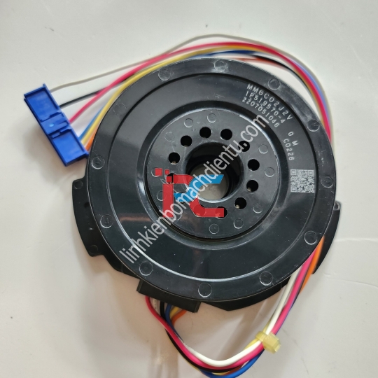 Quạt đầu lạnh Daikin Model rắc nhỏ 3cm