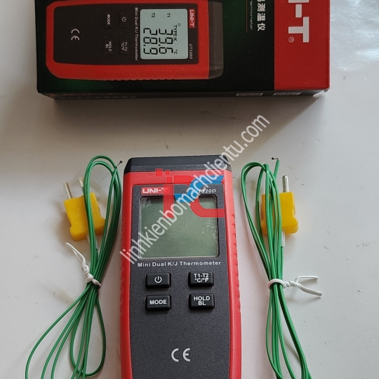 NHIỆT KẾ CẢM BIẾN UNIT - UT320D